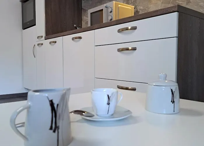 Rentcenter79 Séjour chez l'habitant